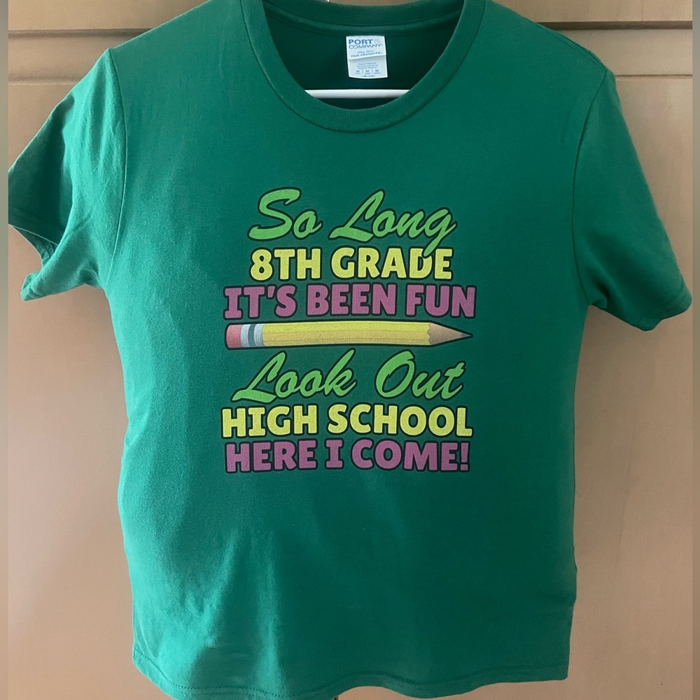 Tshirt youth size medium